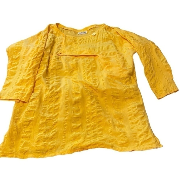 Bright Sunny Yellow Textured Top with Fold over neckline-slits on sides-Size 12 - Picture 10 of 16
